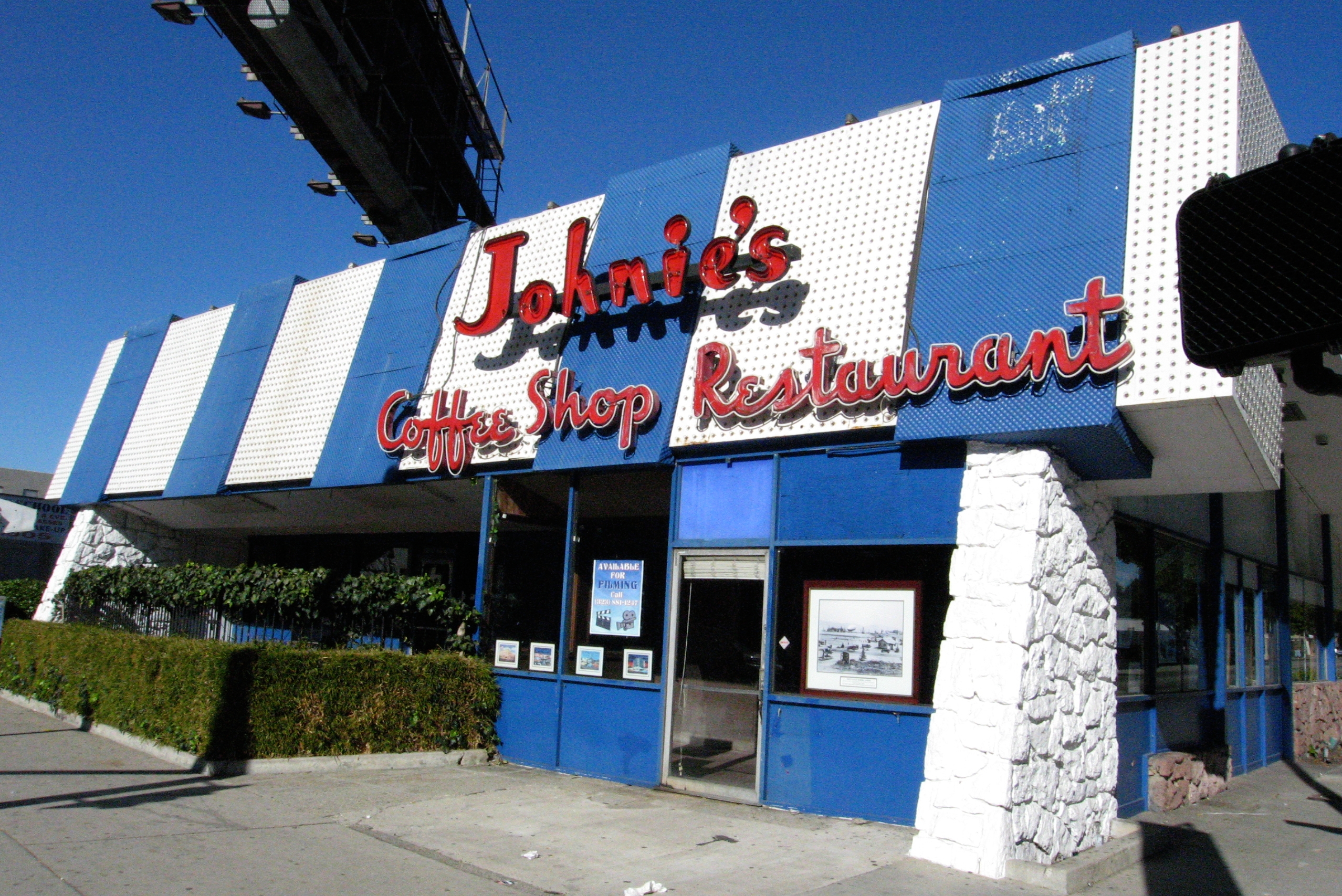 Johnie's Coffee Shop