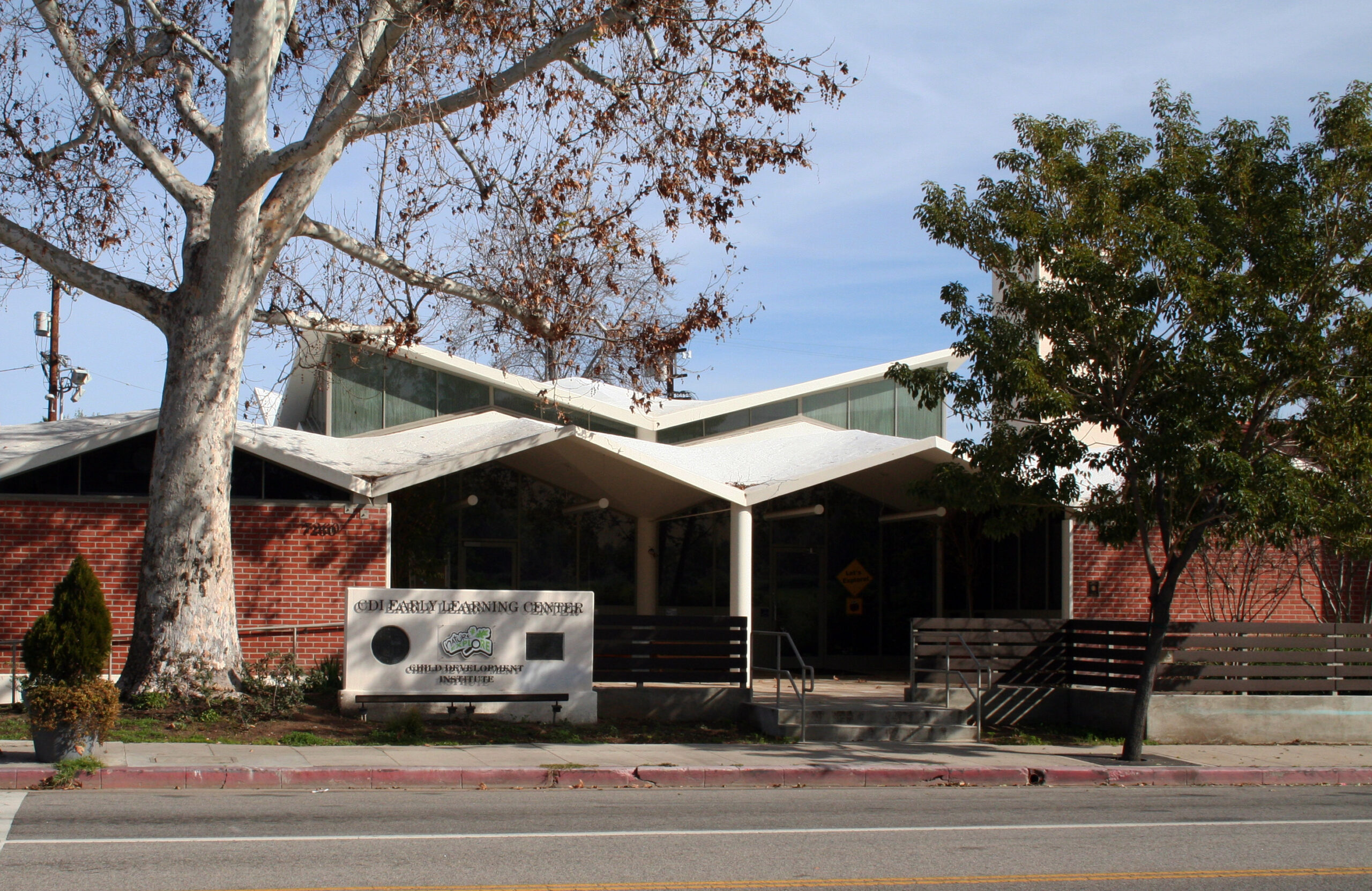 Los Angeles Public Library, Canoga Park Branch (former)