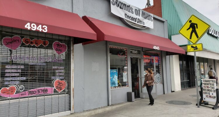 Street View of what is now the Silver Dollar Cafe