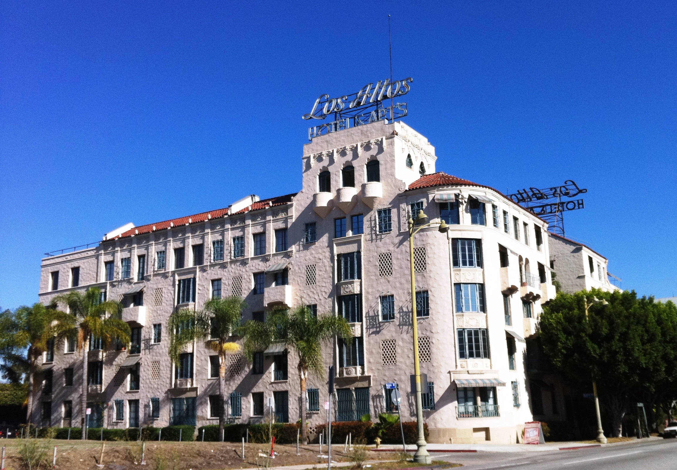 Los Altos Apartments