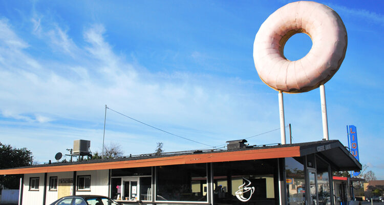 Angel Food Donuts Exterior