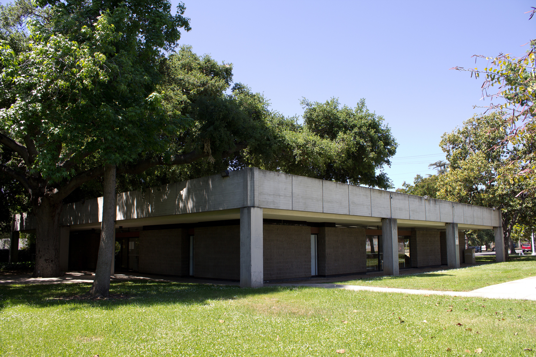 Pasadena Public Library, Lamanda Park Branch