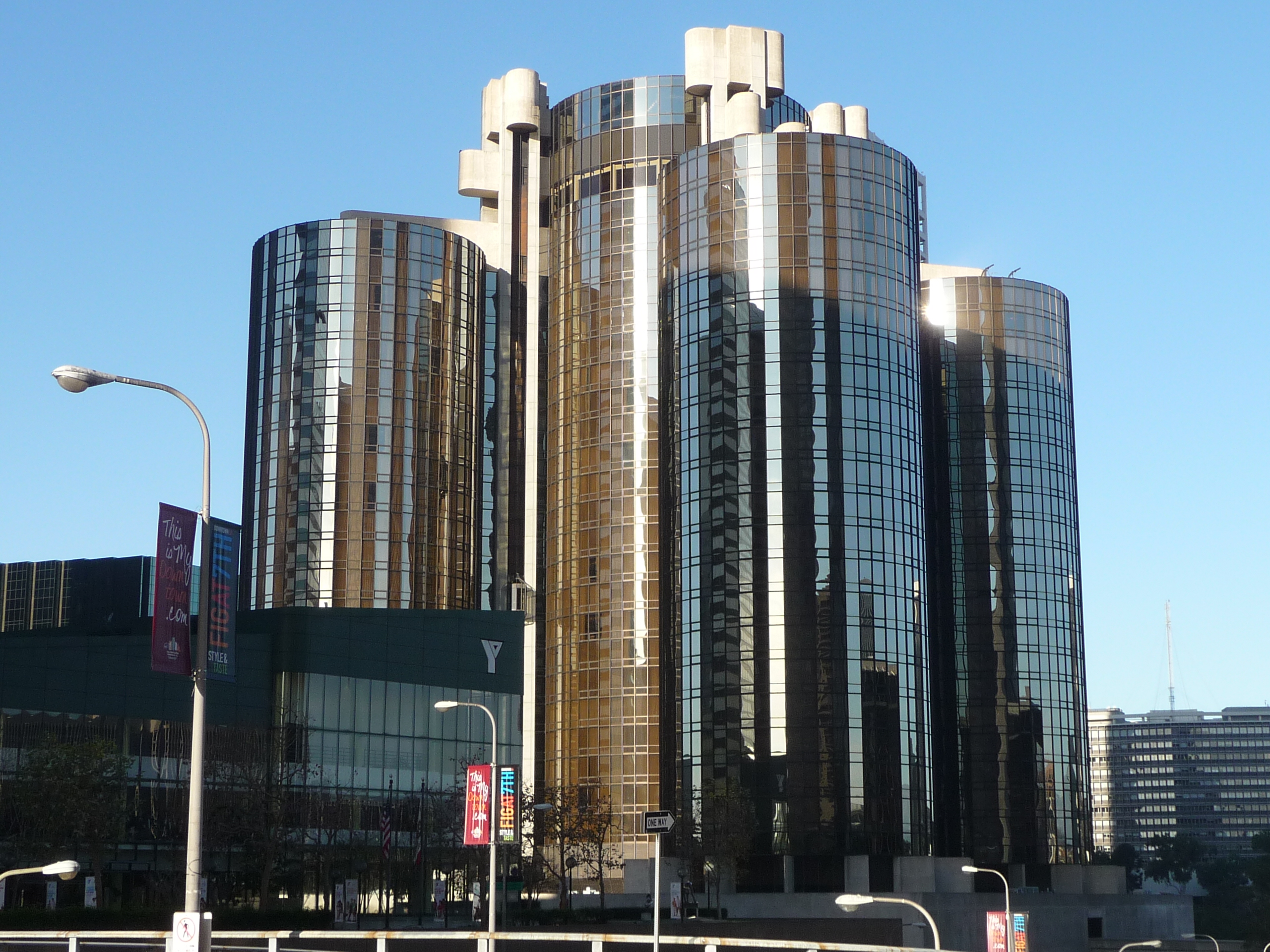 Westin Bonaventure Hotel and Suites