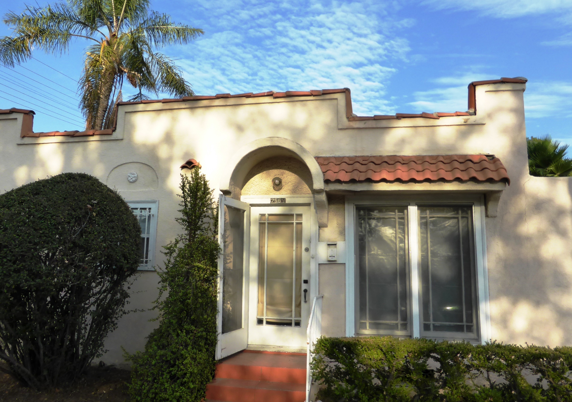 Edinburgh Bungalow Court LA Conservancy