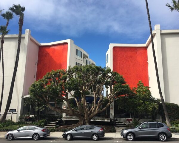 The Surfrider Condominiums