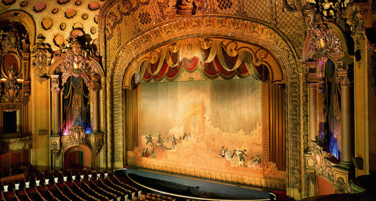 Inside the Los Angeles Theatre