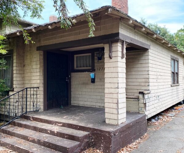 The modest and severely neglected house that once belonged to Paul Revere Williams and his family.