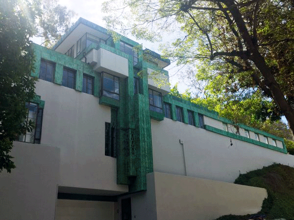 Samuel-Novarro Residence