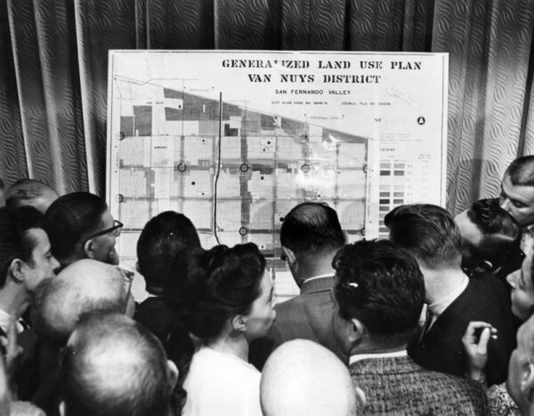 Los Angeles Historical Housing & Land Use Study - 1964 Pickets at Valley Board of Realtors